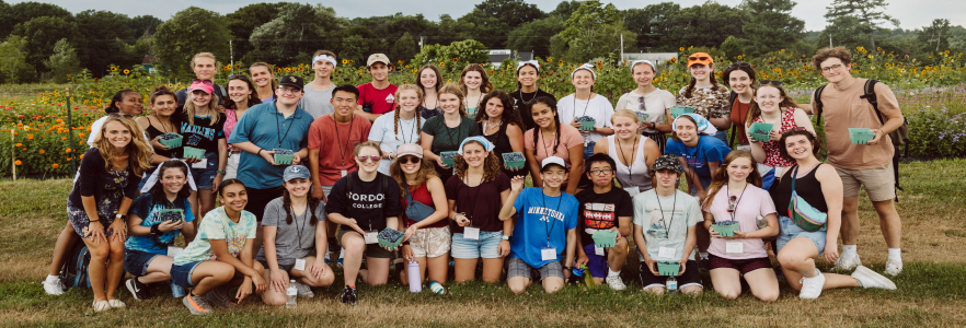 group photo of students at a farm